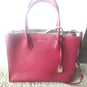 MICHEAL KORS MERCER BAG!!